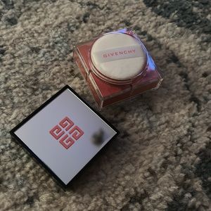Never used Givenchy Prisme Libre Blush NO6 Flanelle Rubis